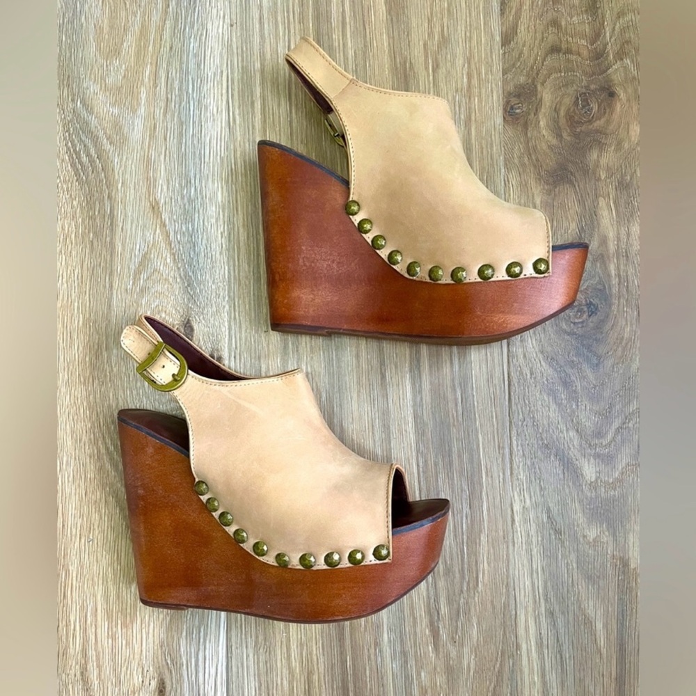 Jeffrey Campbell Snick Studded Leather Platform Wedge Size 9.5 EUC